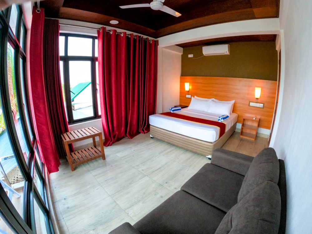 Bungalow with 2 rooms, Lagoon View Maldives 