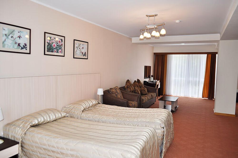 Junior Suite Room, Каприз 