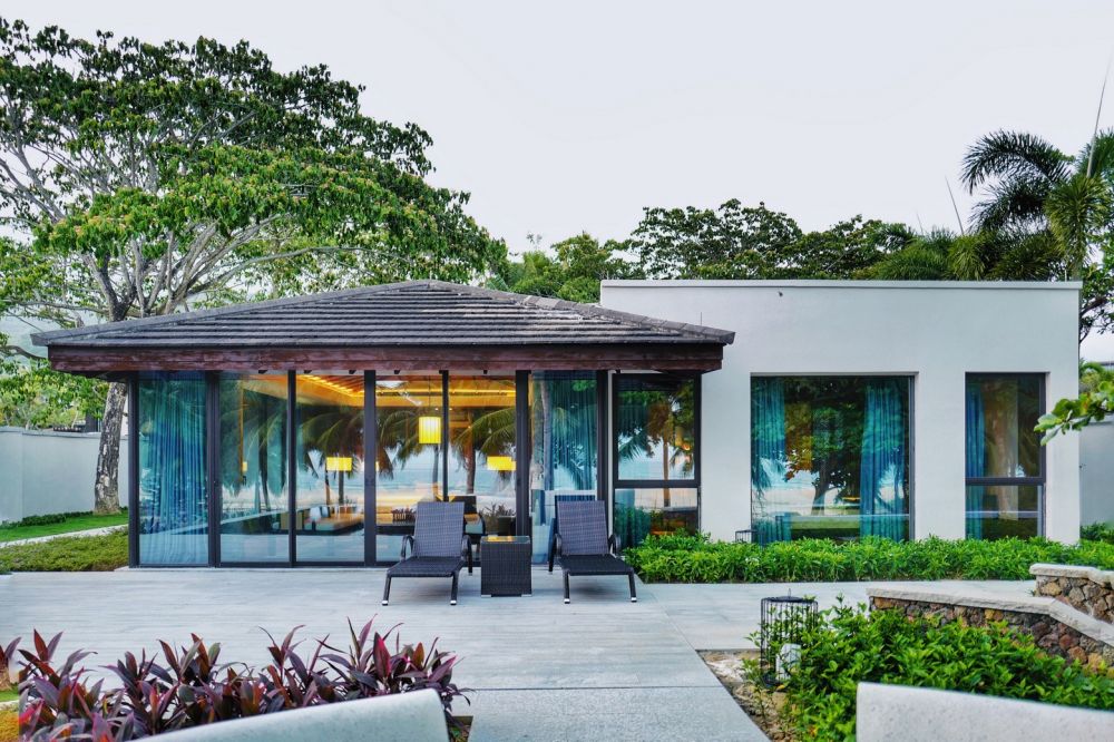 Sea Front Two Bedroom Pool Villa, Le Meridien Shimei Bay Beach Resort & Spa 5*