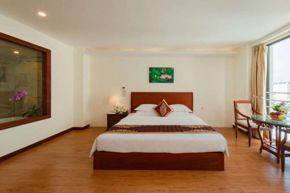 Deluxe City View, Red Sun Nha Trang Hotel 4*