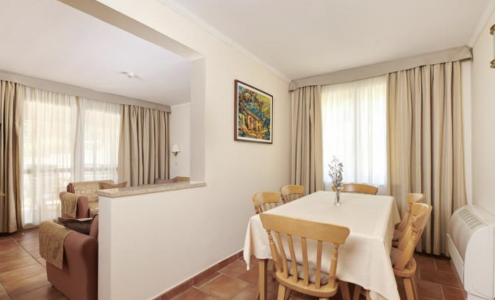 CLASSIC APARTMENT FOR 6+2 PERSONS, Apartments Bellevue Plava Laguna 4*