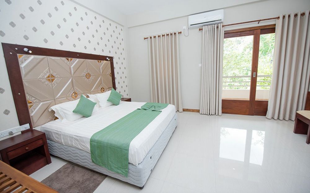 Deluxe Room, Mount Rich Rumassala 4+