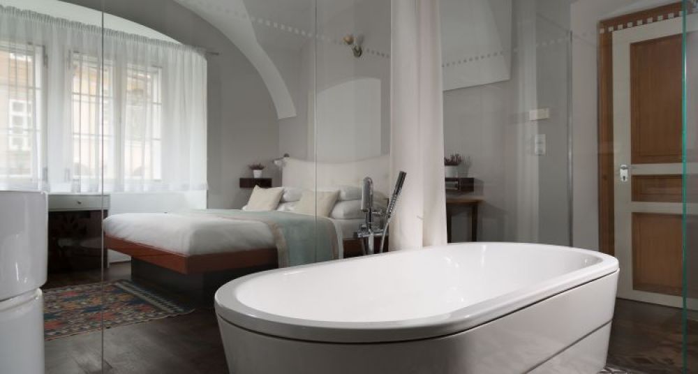 Design Deluxe, Design Hotel Neruda 4*