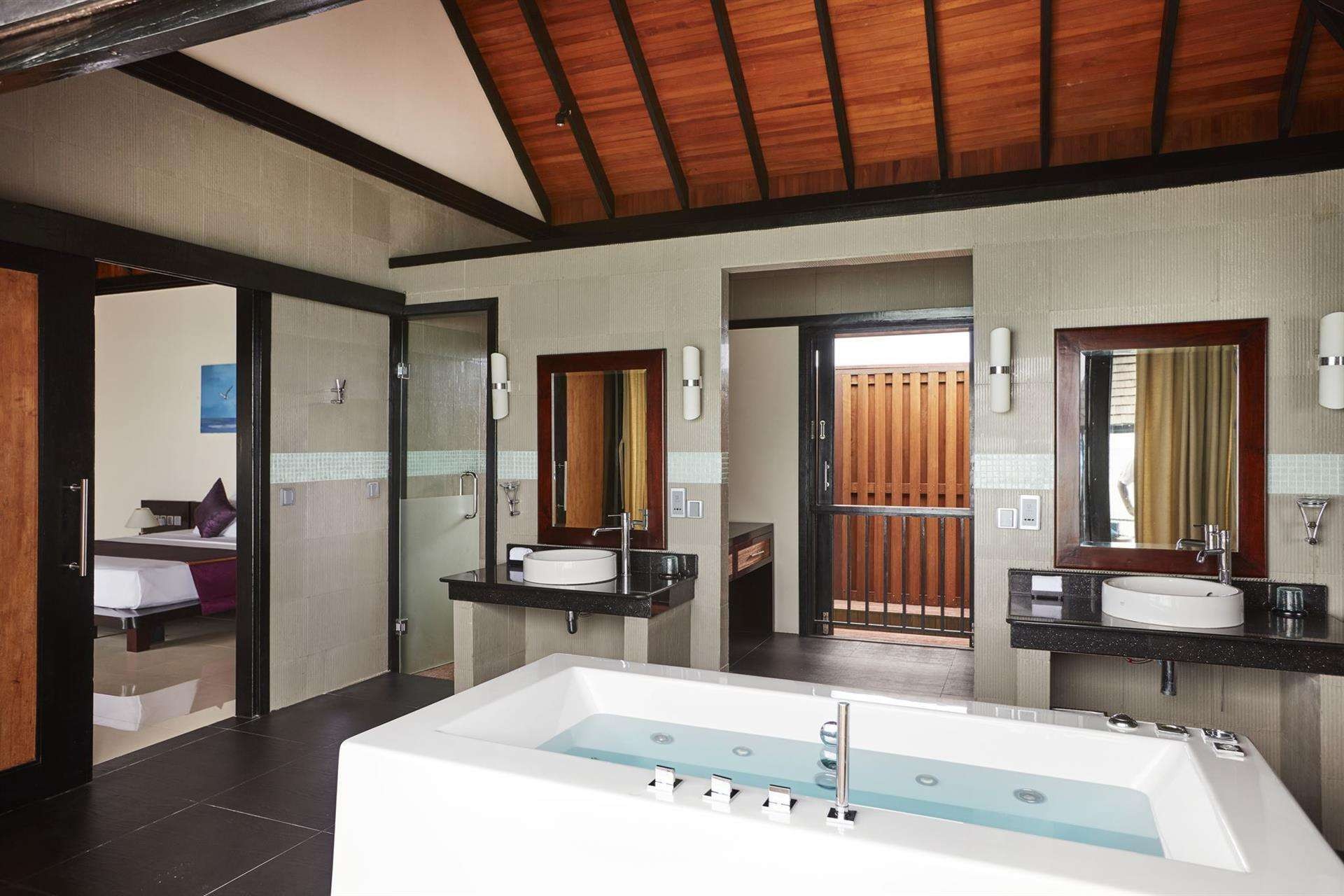 Infinity Water Villa with Pool, Sun Siyam Iru Fushi (ex. The Sun Siyam Iru Fushi) 5*