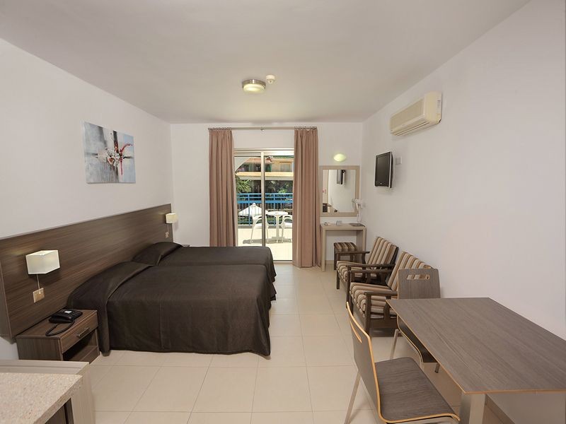 Studio Apartment, Petrosana Hotel Apartments 3*