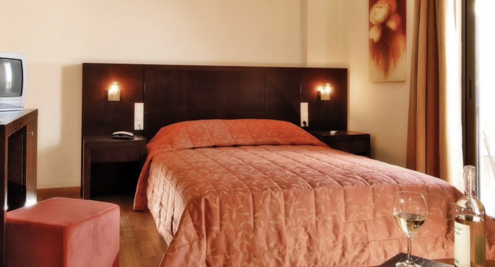 SINGLE ROOM, Eva Mare Hotel and Suites 3*