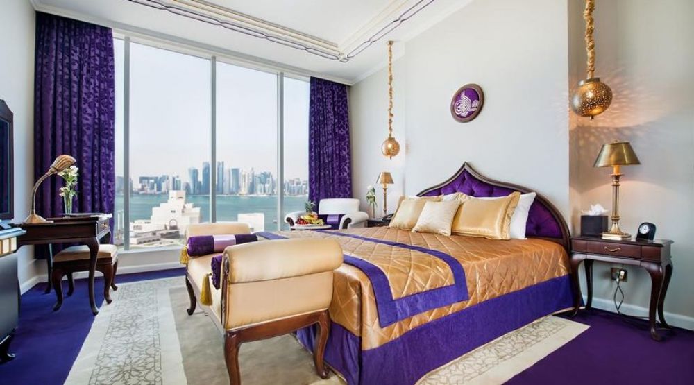 Deluxe Corniche View, Saraya Corniche Hotel 5*