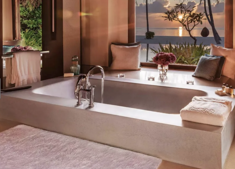 Grand Sunset Residence, One & Only Reethi Rah 5*