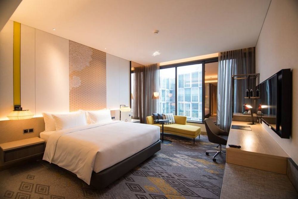 Deluxe Room, EQ Kuala Lumpur 5*