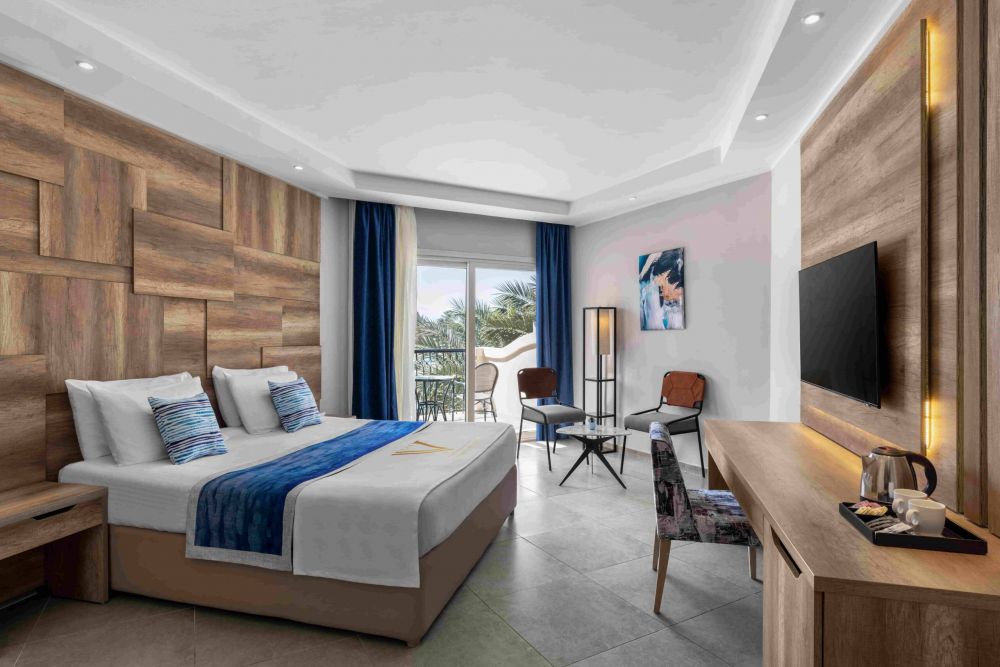 Deluxe Room, The V Luxury Resort 5*