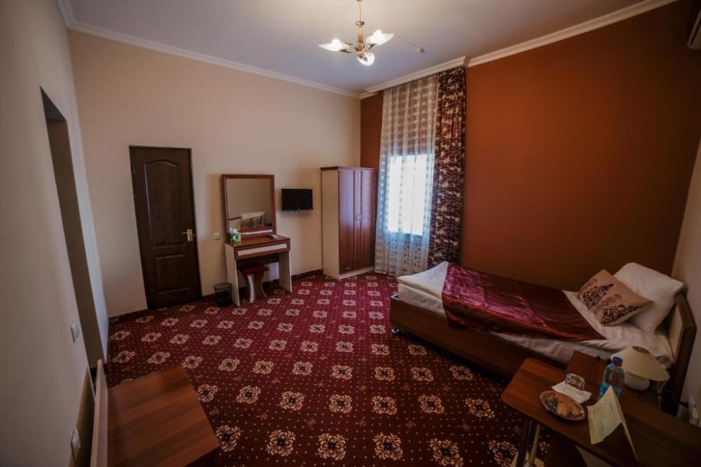 Single Room, Arkanchi 2*