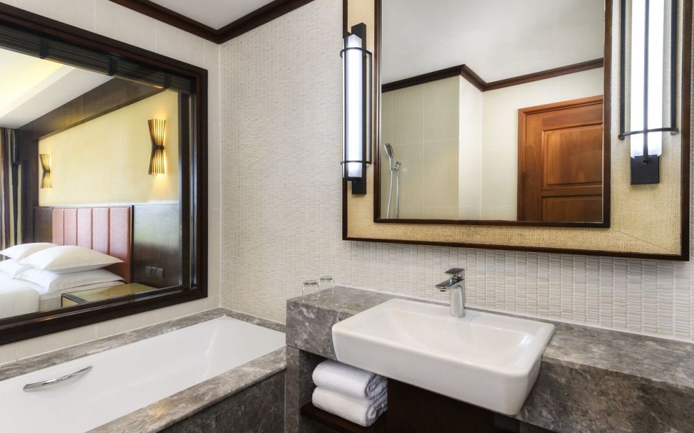 Deluxe Room, Sheraton Maldives Full Moon Resort & Spa 5*