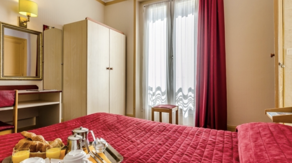 Double/Twin Room, Avenir 2*