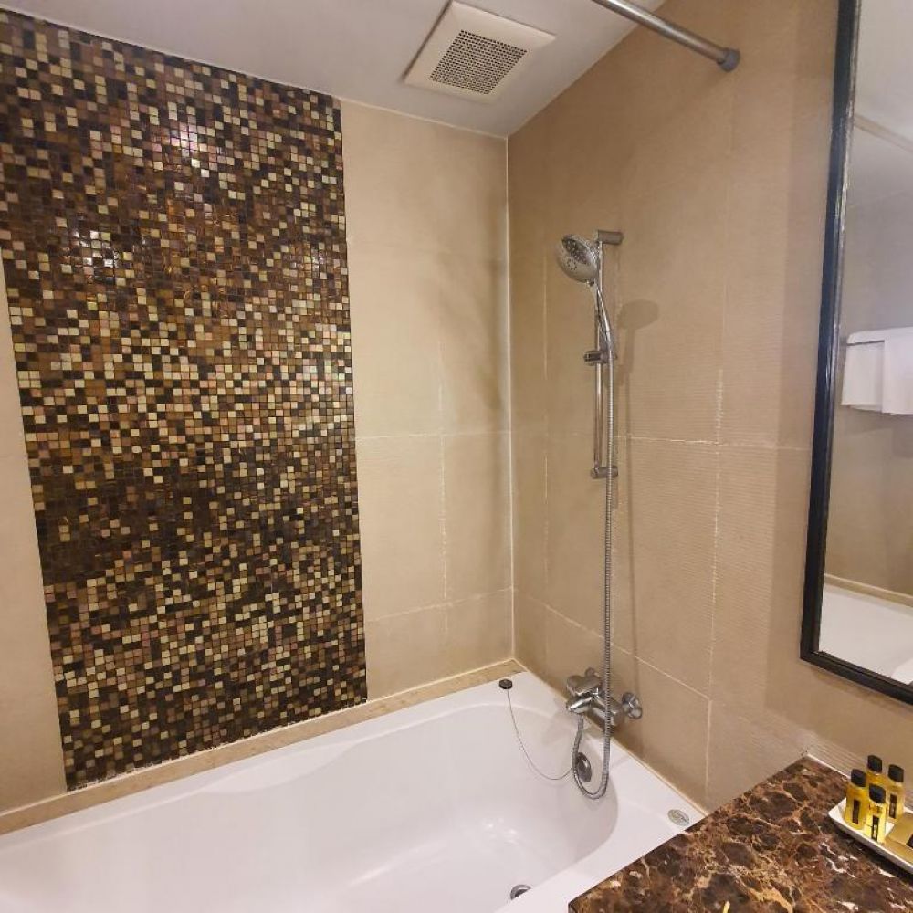 Premier Studio, Admiral Premier Bangkok 4*