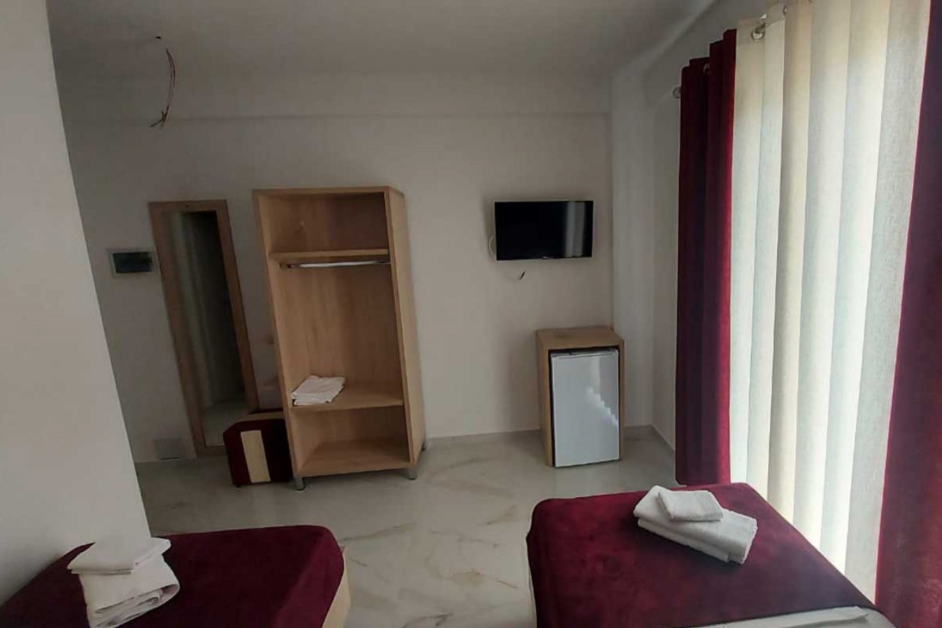 Deluxe Twin Room, Eksamilia 3*