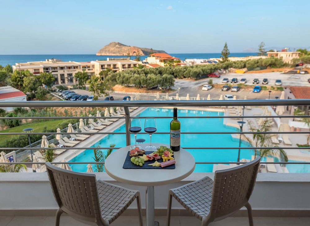 Apartment 1 Bedroom Garden/Pool View, Porto Platanias Village Resort 4*