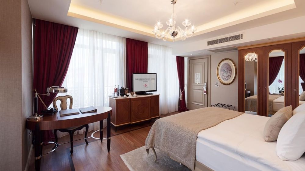 Superior/City View/Bosphorus View, CVK Park Bosphorus Hotel Istanbul 5*