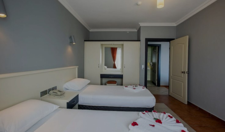 Standard, Royalisa Hotel 4*