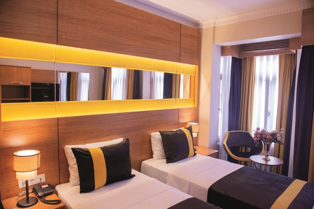 Family room, Karamans Sirkeci Suites Hotel 