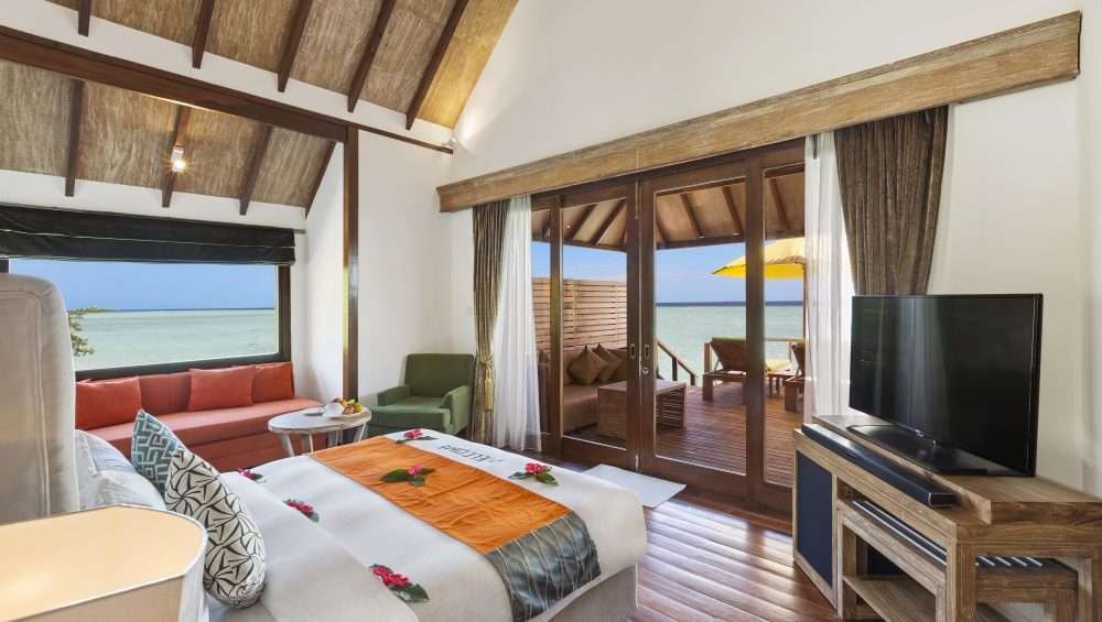 Semi Water Villa, Dhigufaru Island Resort 5*