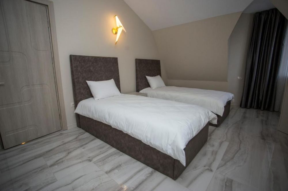 Standard, Downtown Batumi 4*