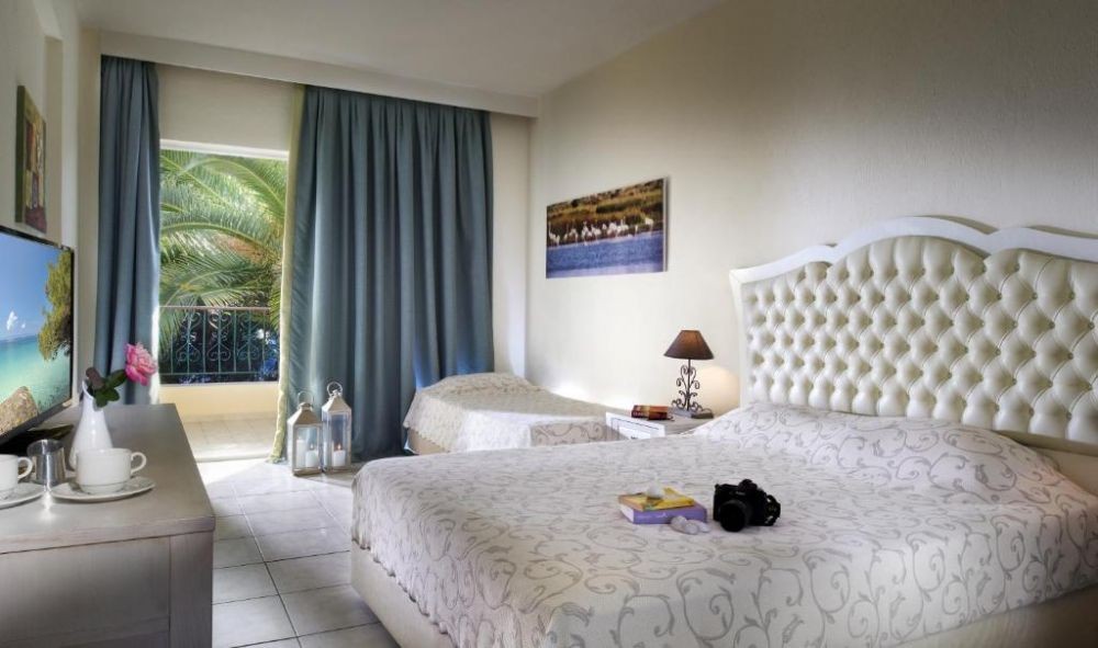 Standard, Portes Beach Hotel 4*