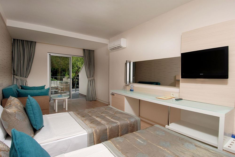 Family Room, Grand Okan 4*