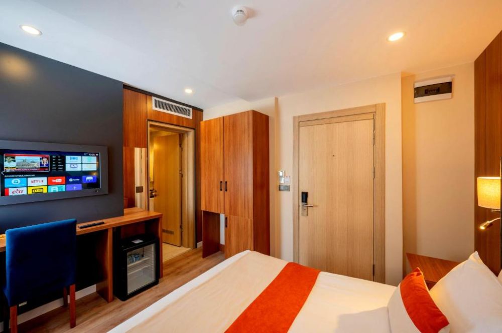 Standard Room, Harmony Hotel 3*