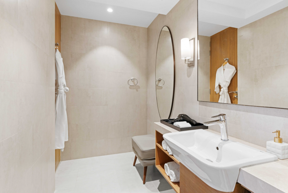 Luxury Suite, The Astor Goa 5*