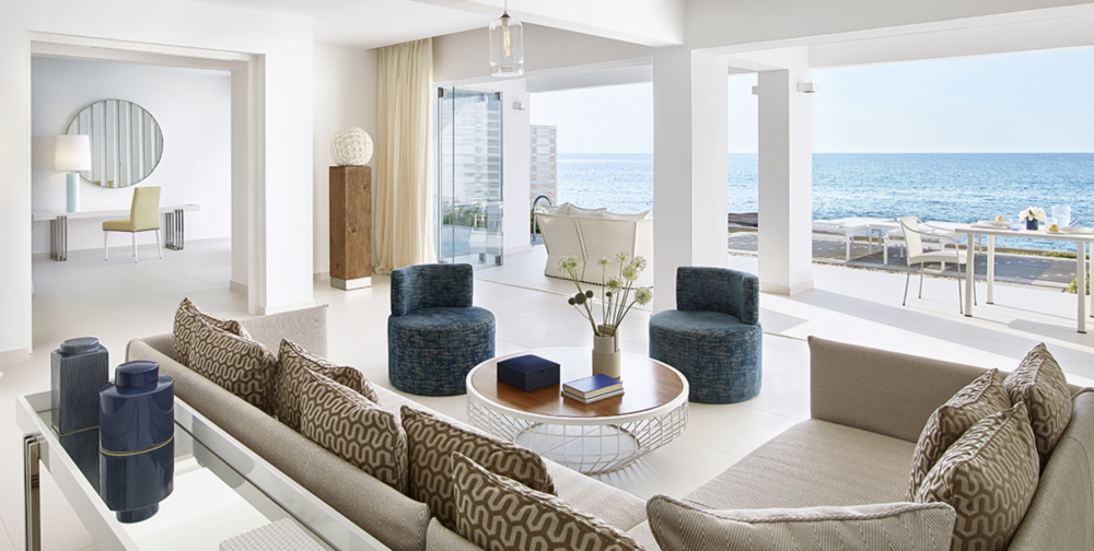 VILLA WHITE SEAFRONT WITH PRIVATE POOL, Grecotel Lux.Me White Palace 5*