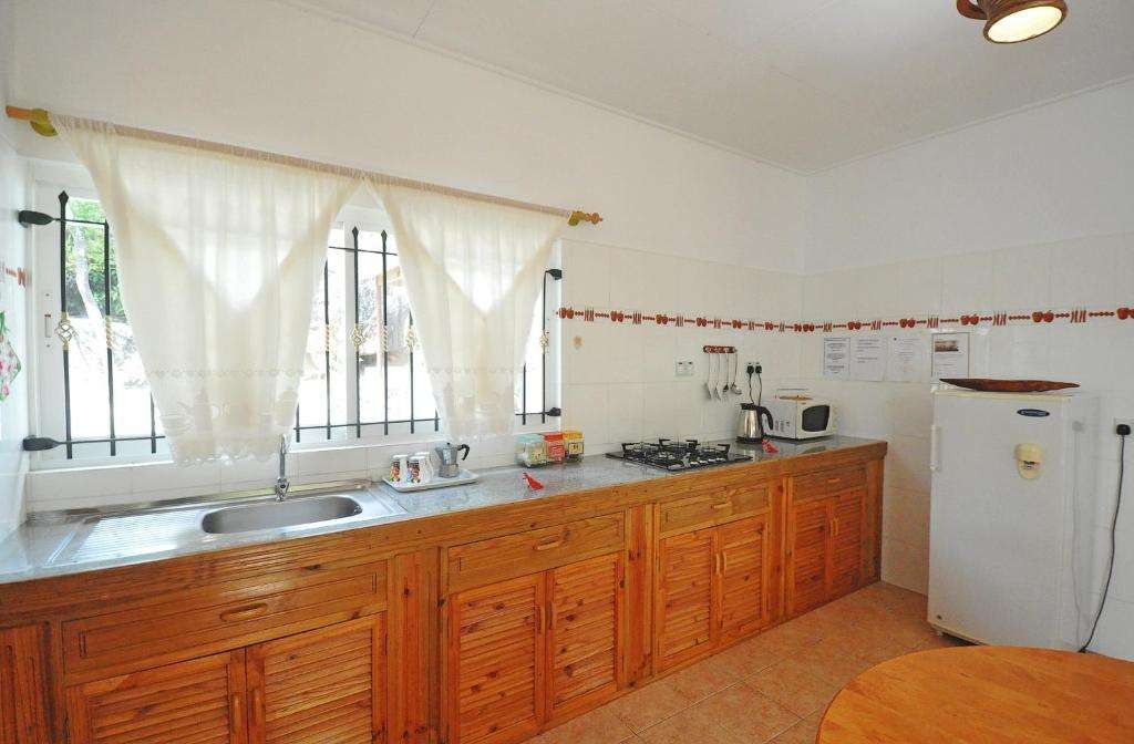 1 Bedroom Apartment, Acquario Self Catering 