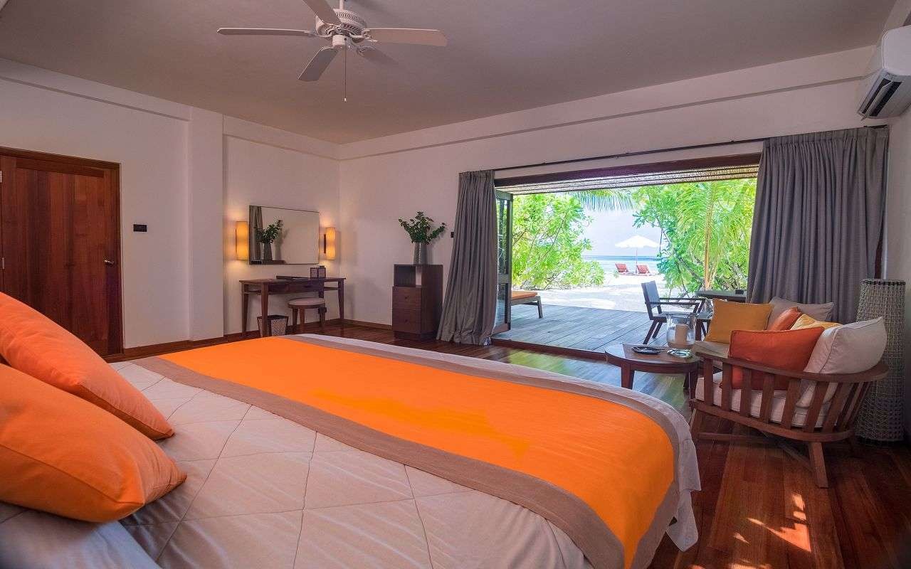 3-Bedroom Beach Suite, Mirihi Island Resort 5*