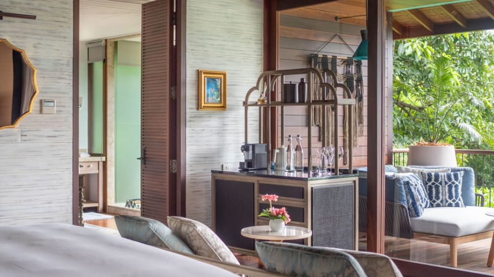 Two Bedroom Presidential Suite, Four Seasons Resort Seychelles 5*