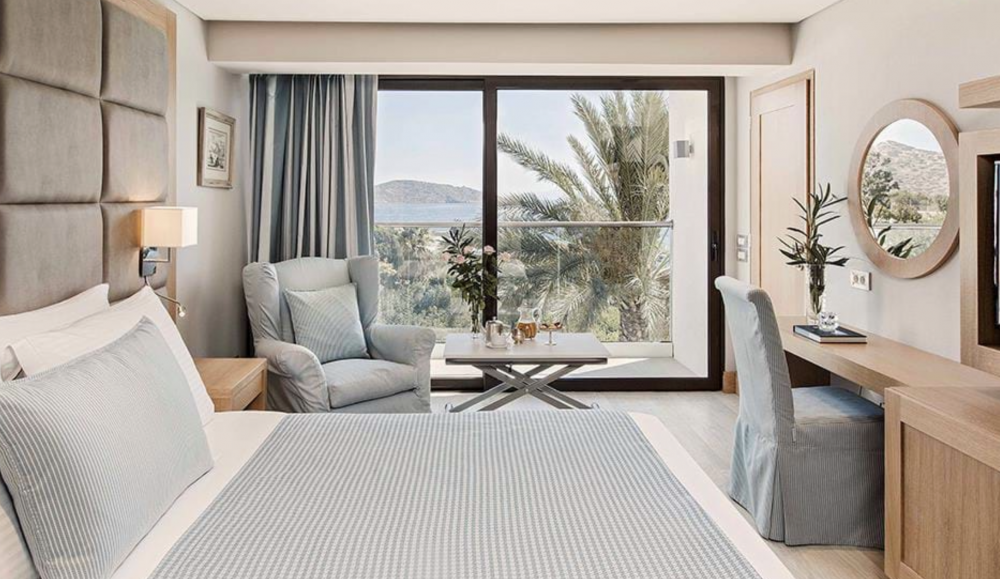 Deluxe Sea View, Elounda Bay Palace 5*