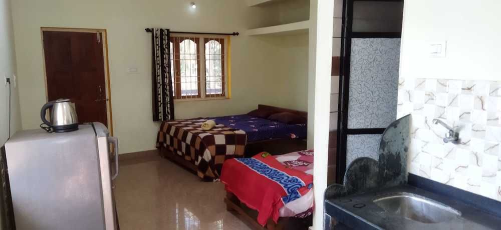 Standard non AC with Kitchen, Prakash Holiday Home 