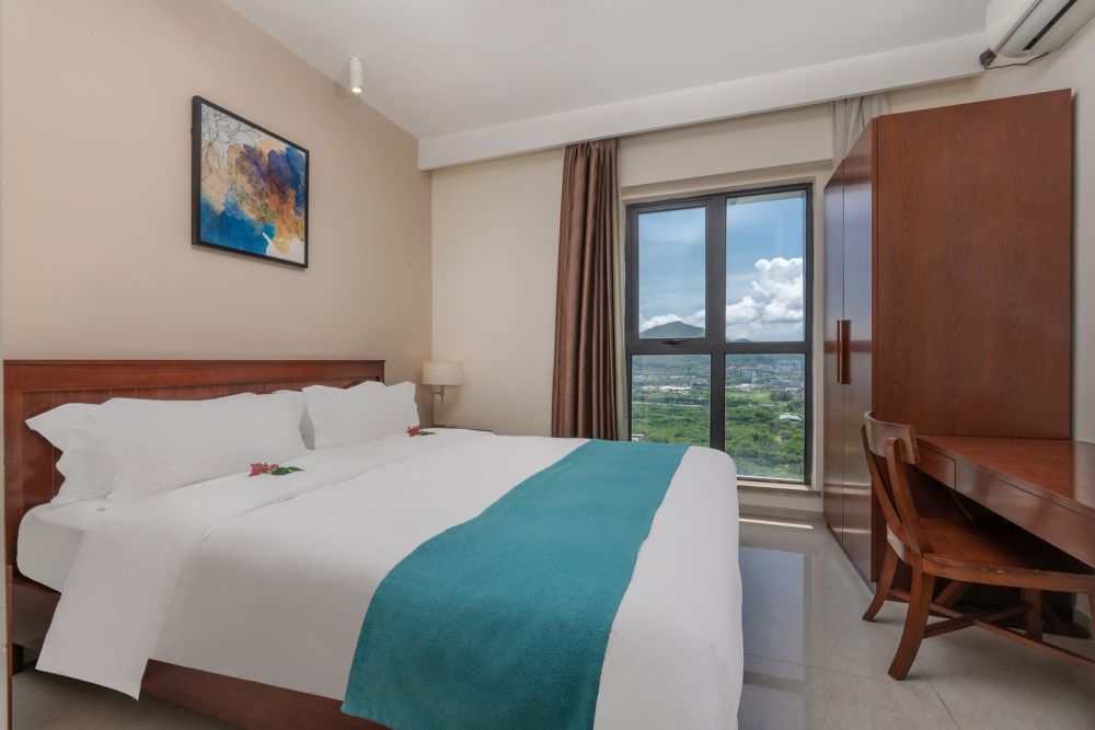 Brilliant City View Suite, Paxton Vacances Hotels & Resorts-Sanya 3*