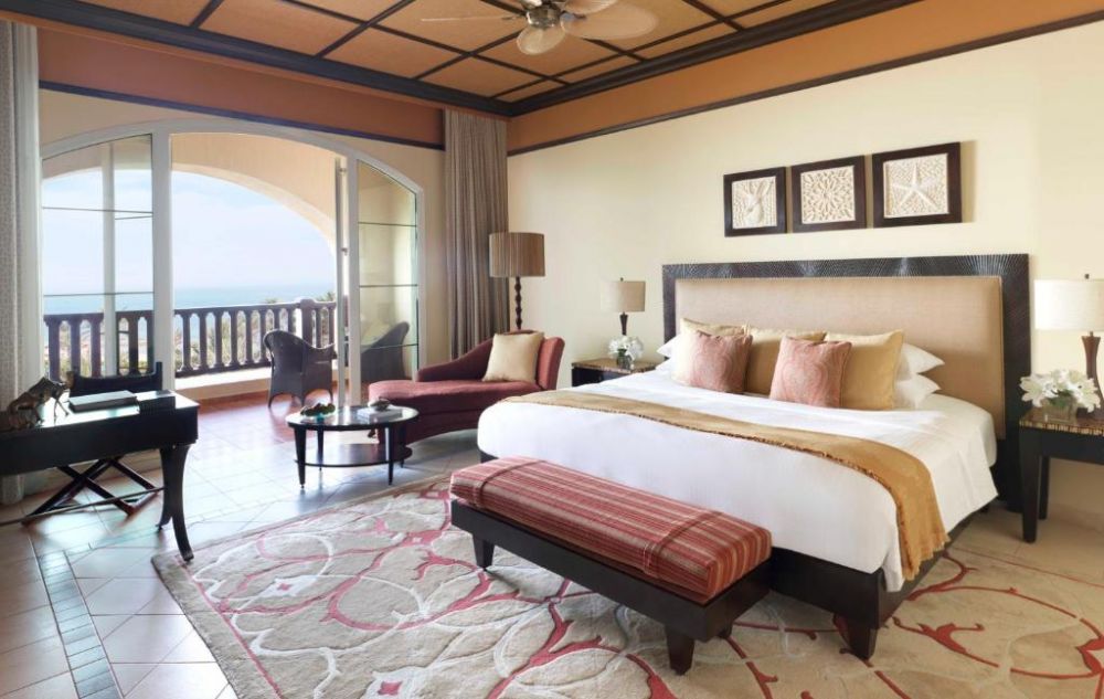 Premier Seaview Room, Anantara Desert Islands Resort & SPA 5*