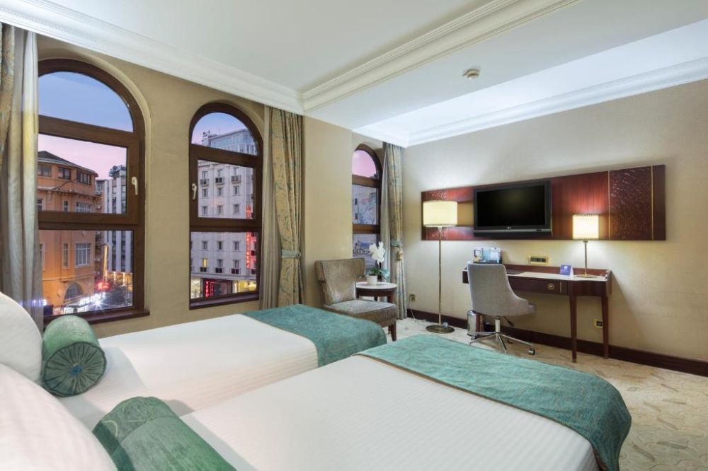 Standard room, Crowne Plaza Old City 5*