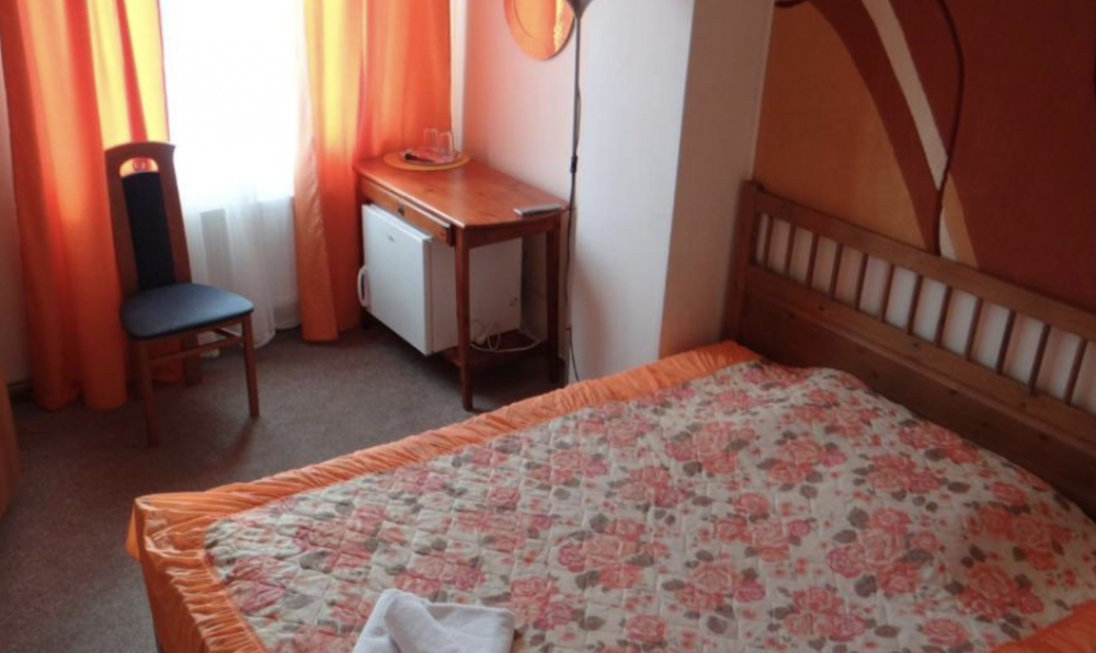 Single Room, Pension Europa 3*