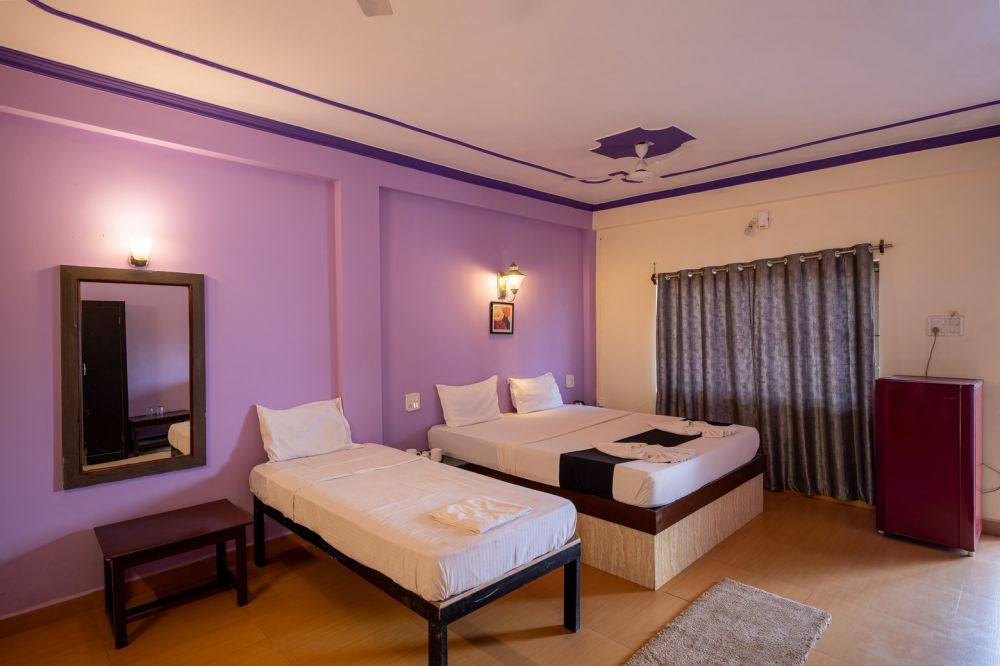 Executive AC, Shree Rajeshwari Resort (ex.Pleasure Beach Resort) 2*