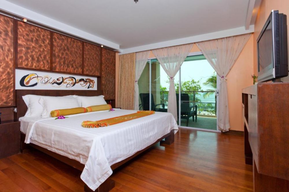 1BR Superior Suite Seaview, Homm Bliss Southbeach Patong 4*