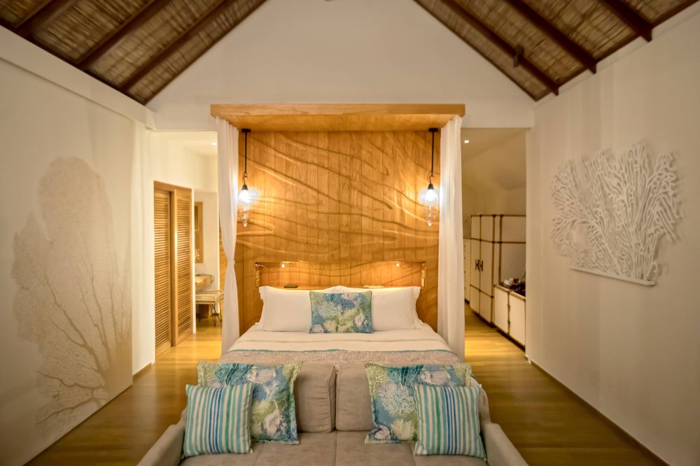 Senior Water Villa, Constance Moofushi 5*