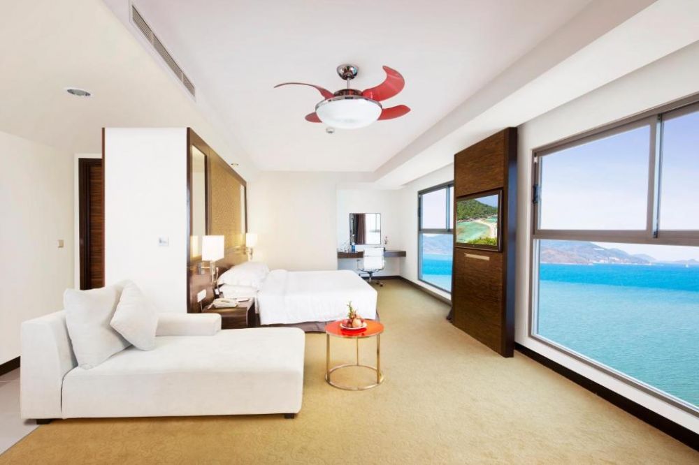 Junior Suite King, Premier Havana Nha Trang 5*