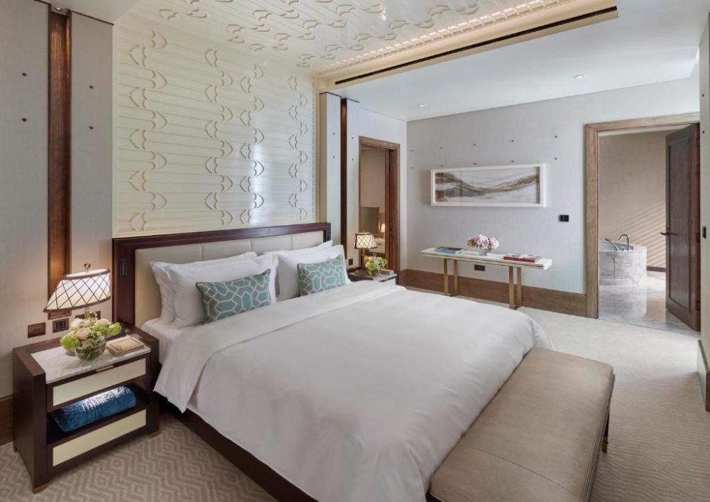 Deluxe Suite, Mandarin Oriental Doha 5*