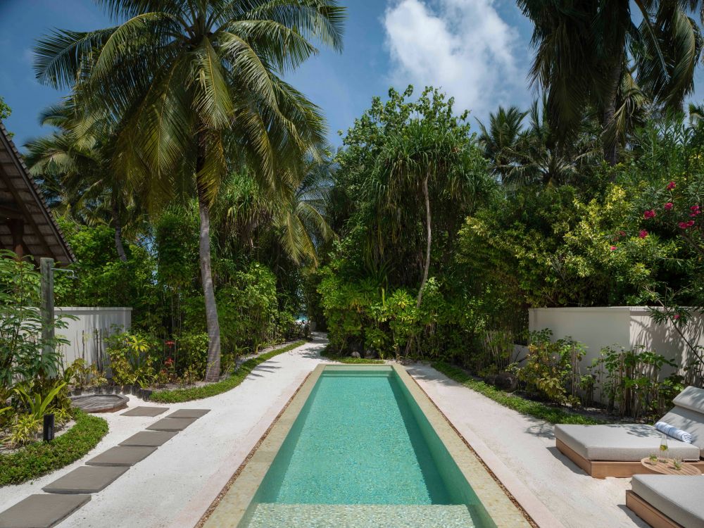 3 Bedroom Beach Suite with Pool, Conrad Maldives Rangali Island 5*