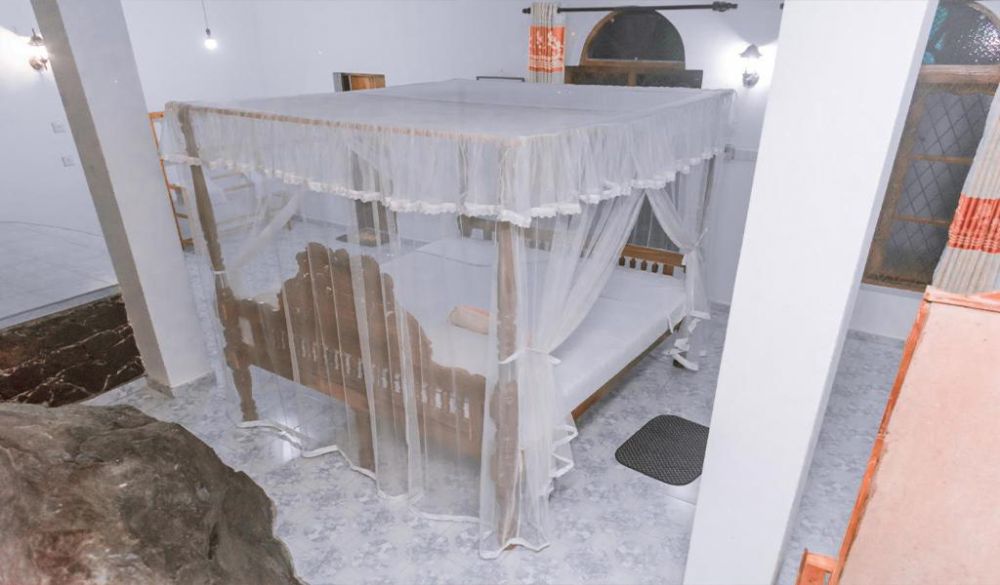 Rock Villa Deluxe AC/non a/c (Upper Villa Deluxe AC/non a/c), Rock House 1*