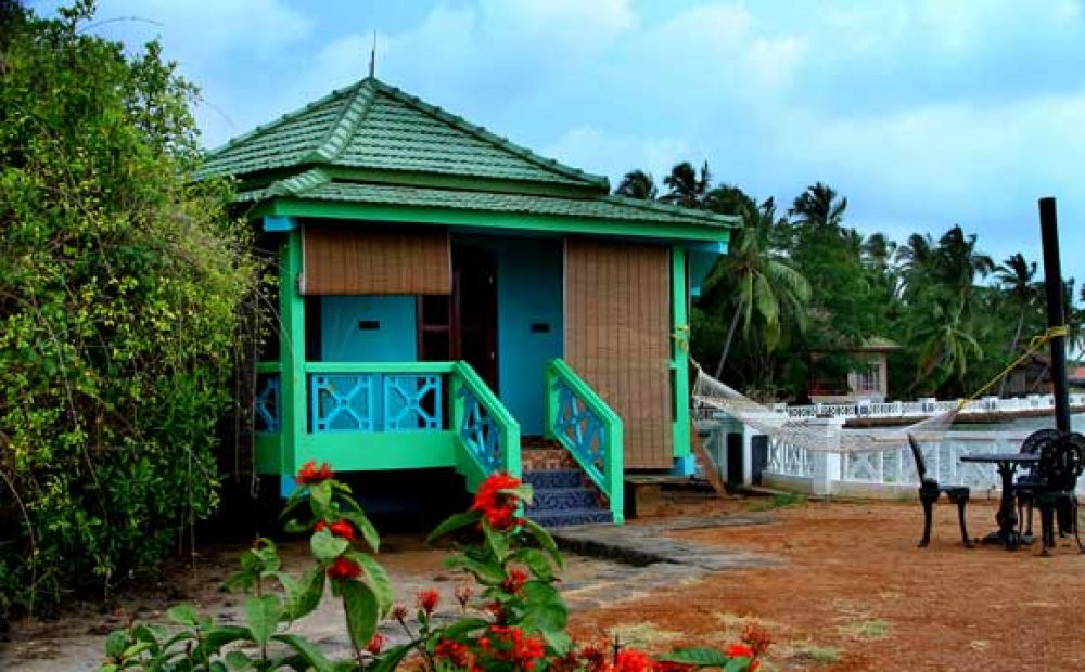 Mangrove Cottage A/C, Rajah Island 4*