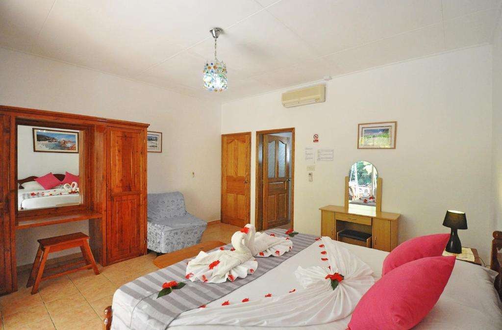 1 Bedroom Apartment, Acquario Self Catering 