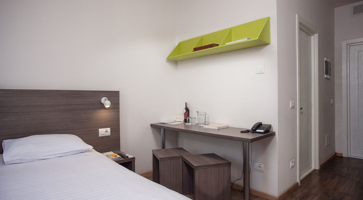 Стандарт, Raziotel Маренеро 2*