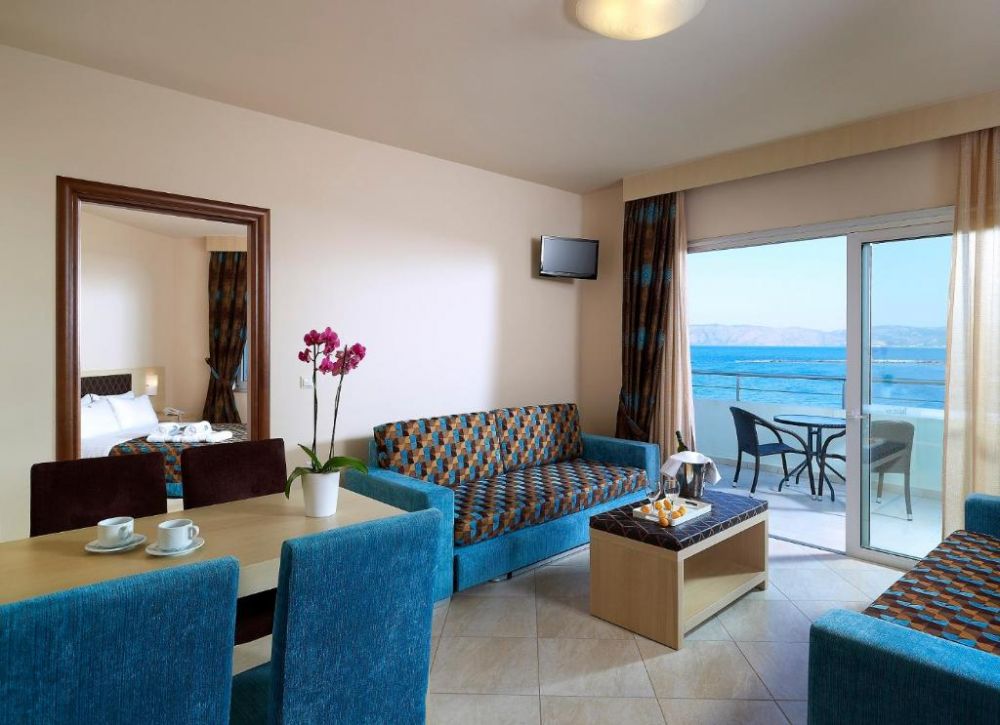 Superior Suite Sea View, Molos Bay Hotel 4*